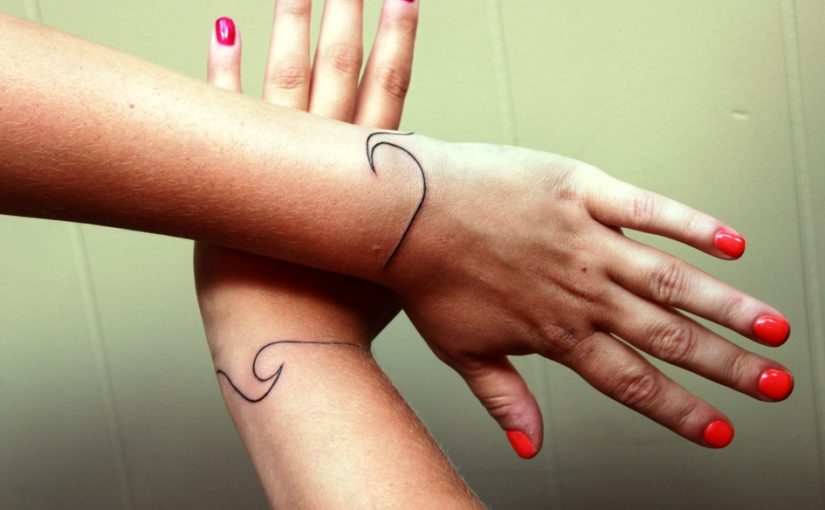 20 Small Wave Tattoos Designs And Ideas