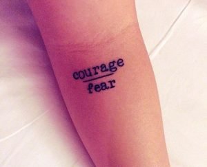 25 Small Tattoos Ideas with Meaning - Yo Tattoo