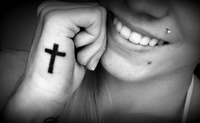 20 Small Cross Tattoos Ideas And Designs