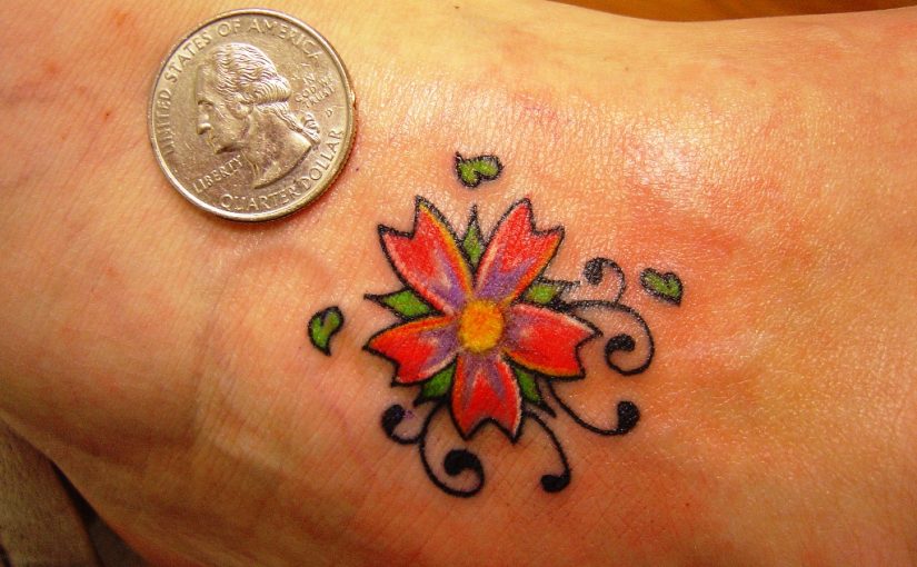 20 Small Flower Tattoos Ideas and Designs